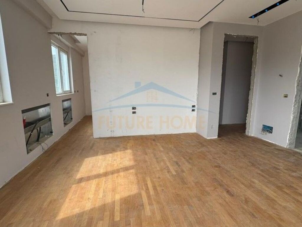 In vendita, Attico 3+1+3 Posti Auto, Green Terrace, Lago Secco