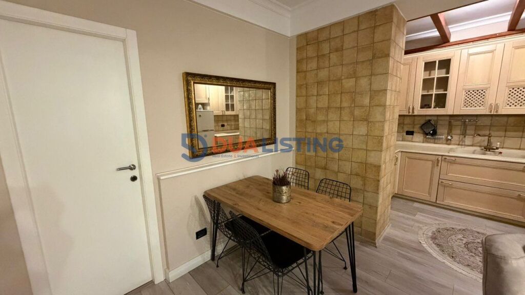 Appartamento investito per Airbnb in vendita – Centro, 9 piani