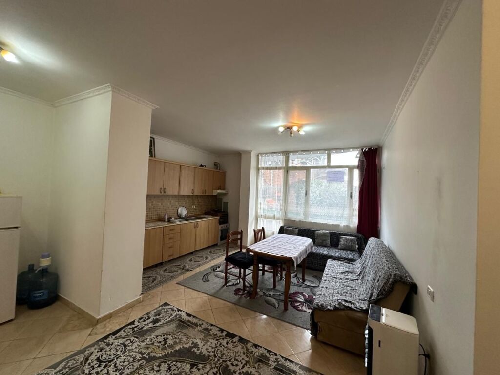 Apartament 3+1 në shitje – Golem