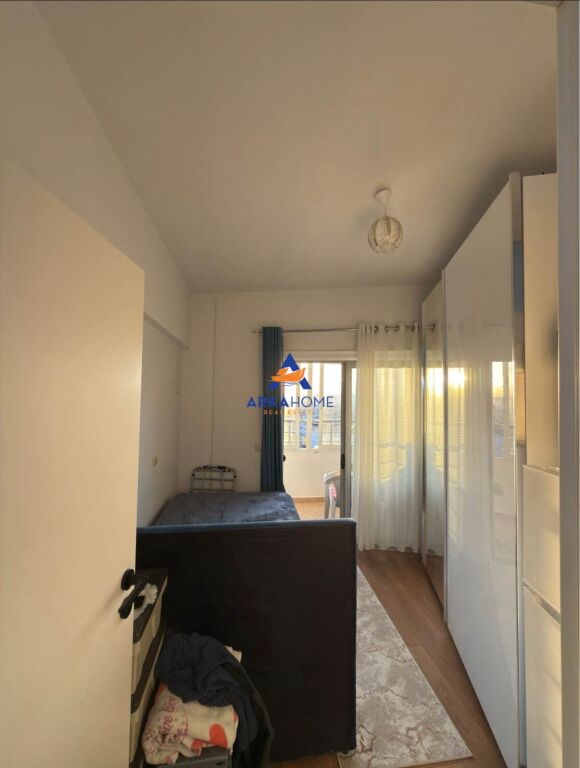 SHITET APARTAMENT 2+1+BALLKON "TE RESTORANT FRESKU" 125.000 EURO