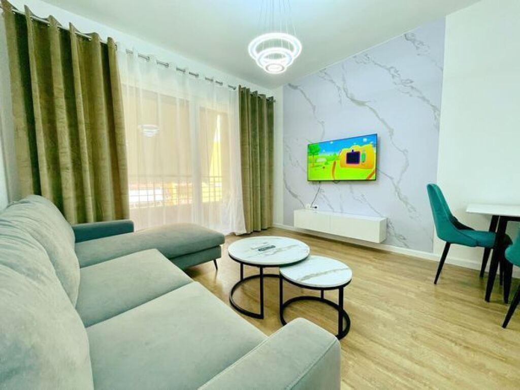 Jepet me QIRA apartament 1+1 afër KIKA 2, Komuna e Parisit