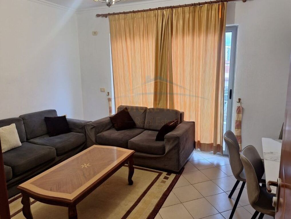 JEPET ME QERA APARTAMENT 1+1 KOMUNA PARISIT