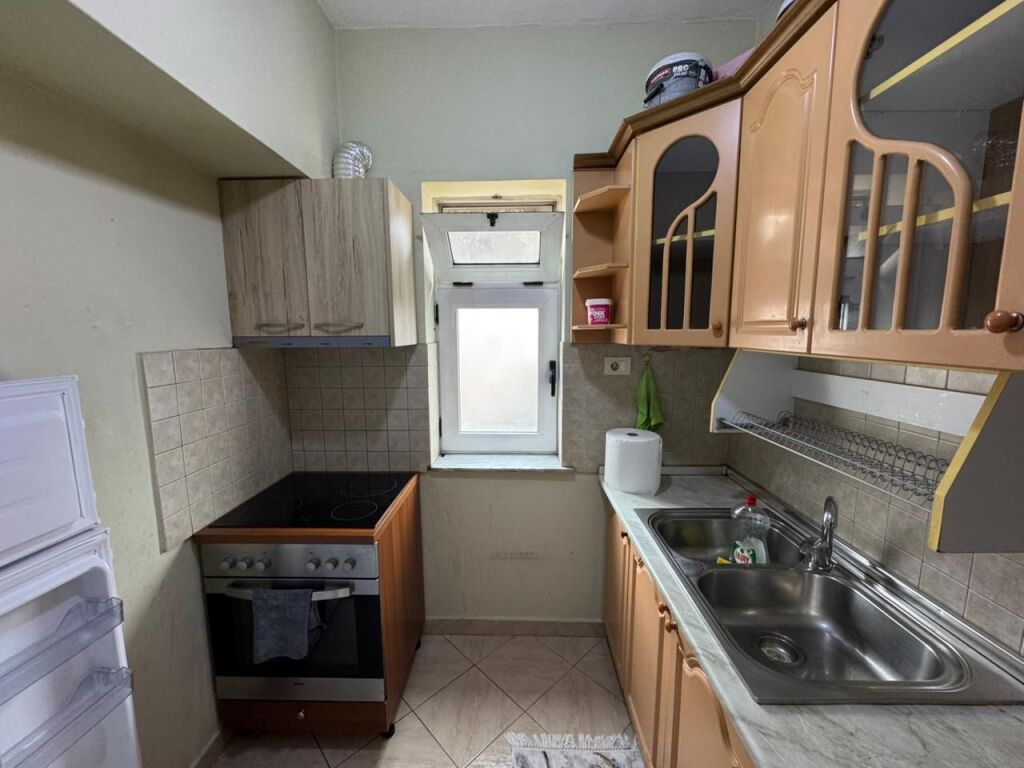 Appartamento 1+1 In Affitto in Via Ali Demi