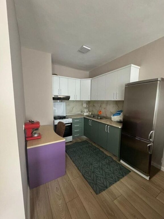 Shtëpi 2+1 Me Qira tek Fresku, Tiranë