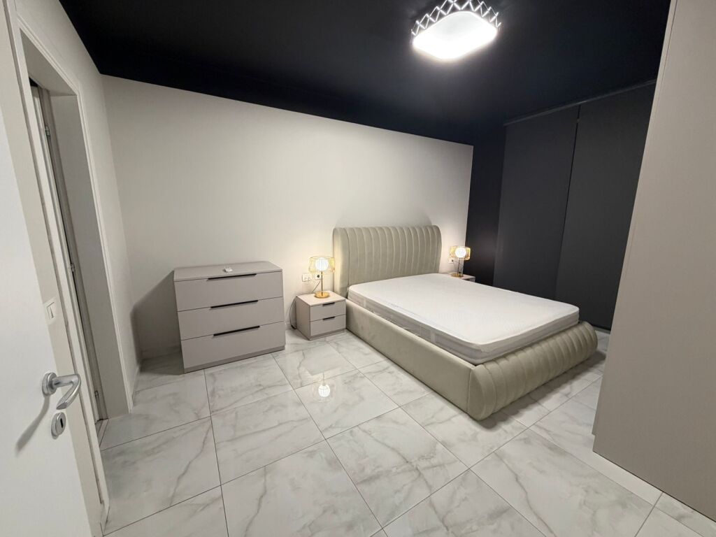 Rent 3-Storey Villa, Kodra e Diellit