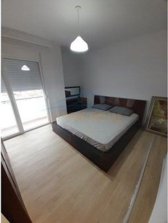 Qera Apartament 2+1+ Post Parkimi Don Bosko