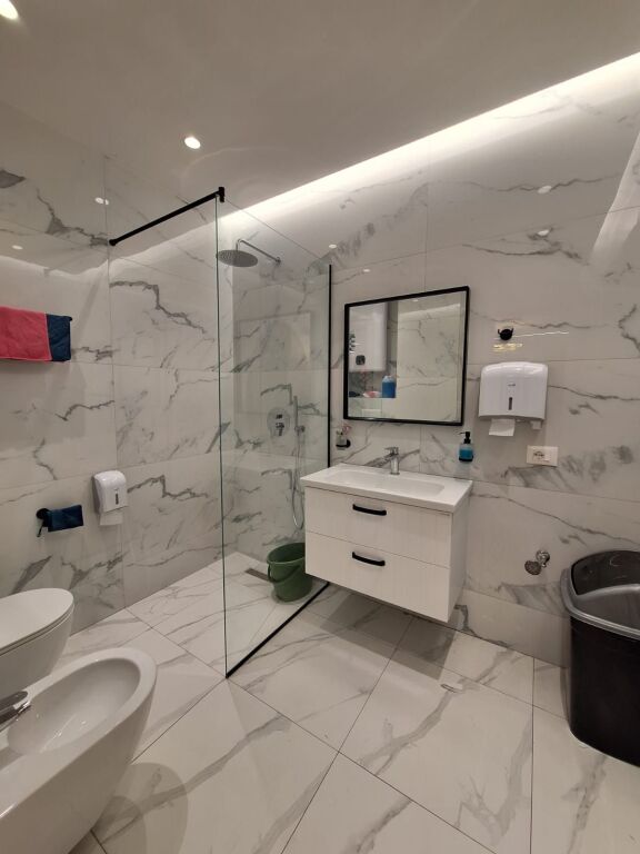 AMBIENT ZYRE ME QIRA‼️