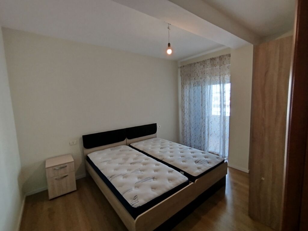 Appartamento in affitto 1+1 presso Komuna Parisit