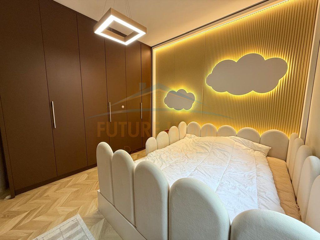 For sale, Apartment 2+1+2, Botanical Garden, Tirana