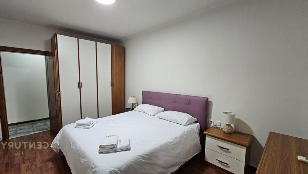 Shitet apartament 3+1+2 ne Bllok!