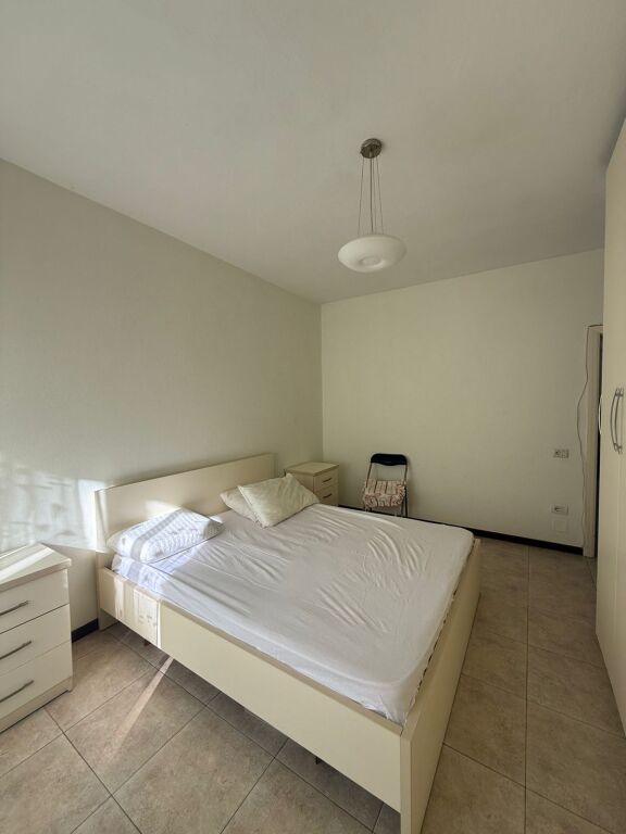 Apartament 2+1+2 me qera ne Bllok