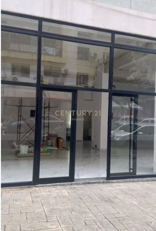 COMMERCIAL SPACE FOR RENT AT REPORT TV