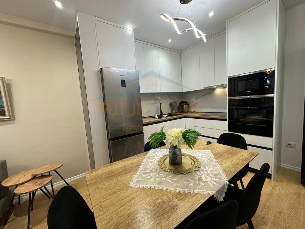 Rent, Apartment 2+1+2 Parking Spaces, Univers City, QTU.