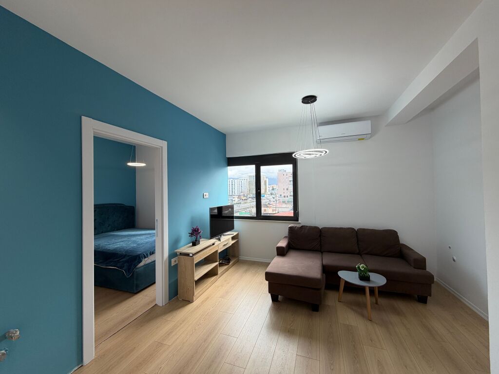 Vendesi in vendita 1+1 di fronte a Hygeas