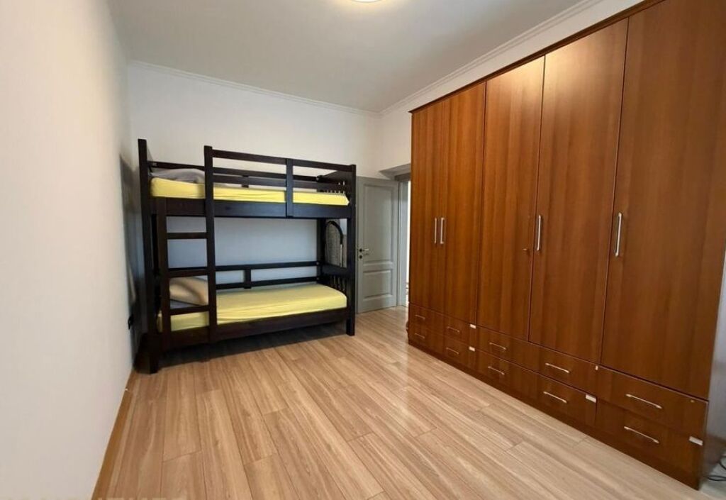 Affittasi appartamento 2+1 in via Durresit