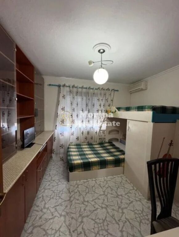 Affitto | Appartamento 2 + 1 | Allias | 400 €/mese