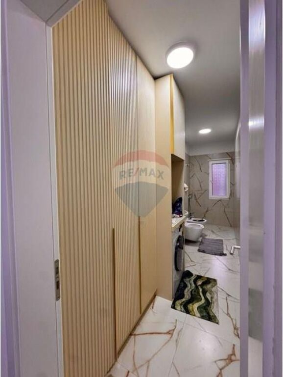 Jepet me qira apartament 2+1 tek Kodra e Diellit