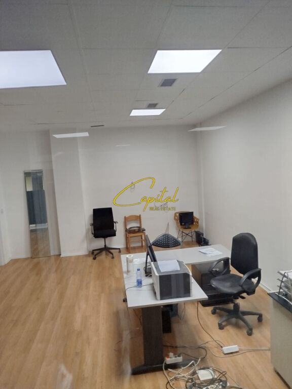 ZYRE ME QIRA 54 M2 21 DHJETORI 60.000 LEKE