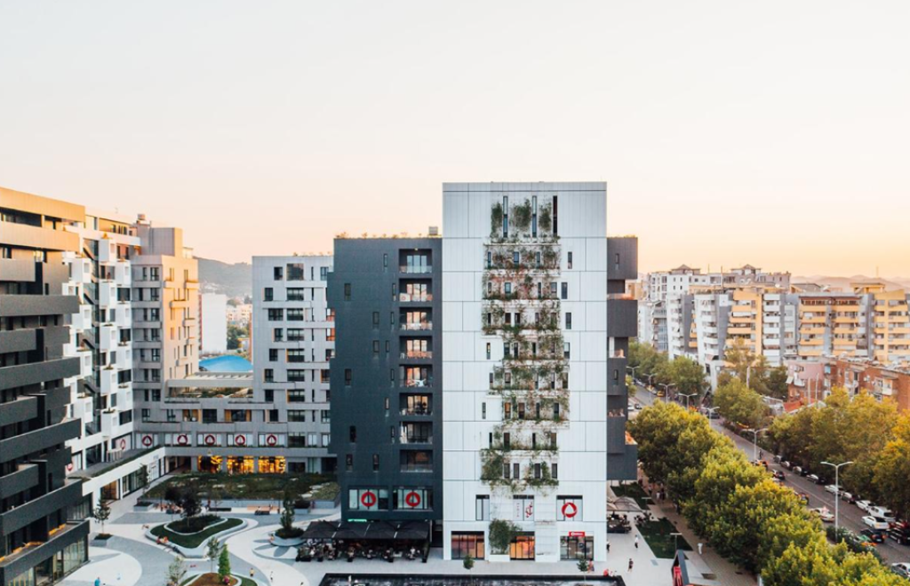 🏢 Appartamento 3+1 + 2 Posti Auto in Vendita – Square 21