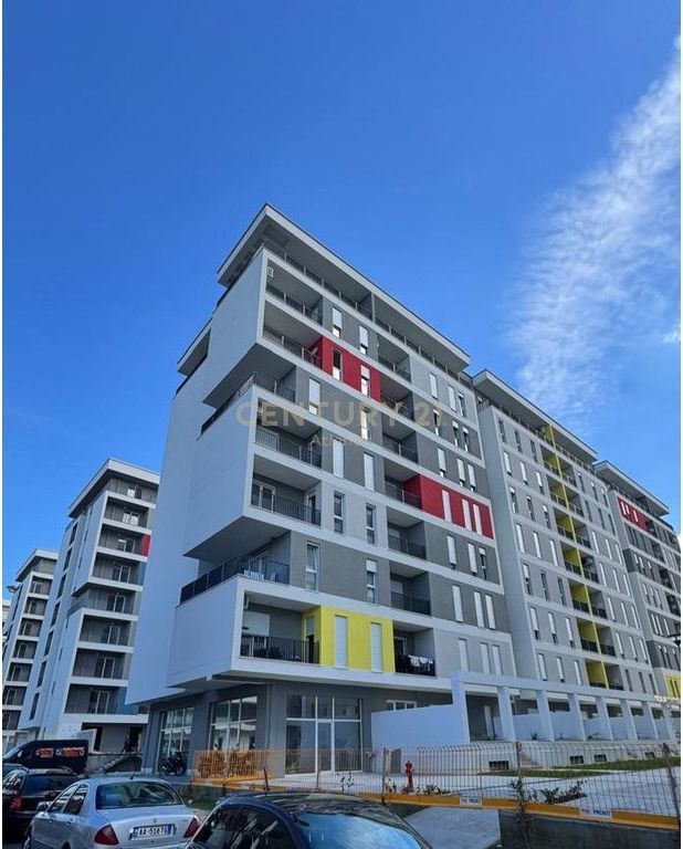 VENDESI APPARTAMENTO 2+1+2 A UNIVERS CITY VICINO A QTU