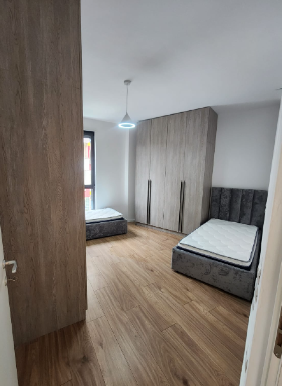 🏢 Jepet me Qira Apartament 2+1 – Kompleksi Salillari | pranë Kopshtit Zoologjik  ▫️