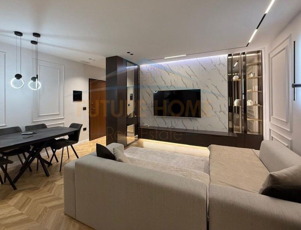 In vendita, Appartamento 2+1+2, Giardino Botanico, Tirana