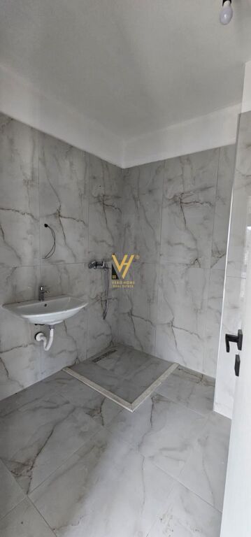 SHITET APARTAMENT 1+1 NE GOLEM 78.800 EURO