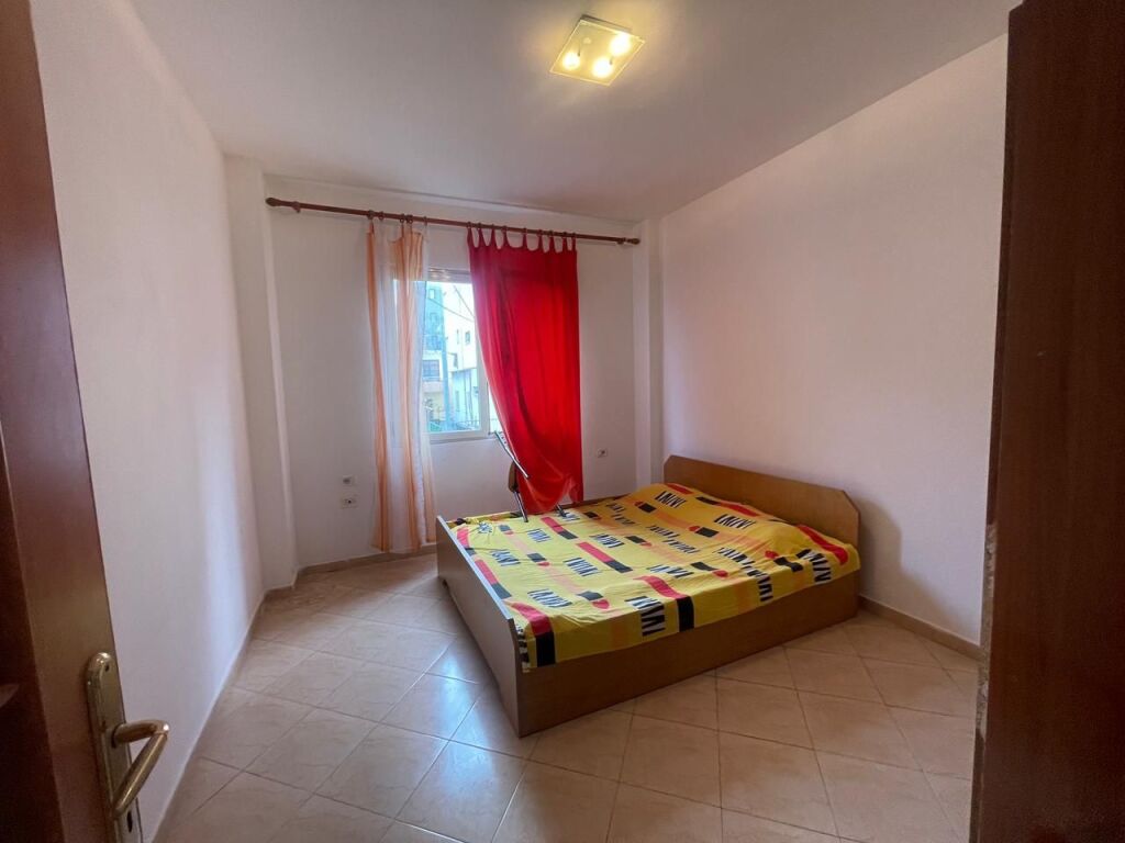 Apartament 3+1 në shitje – Golem