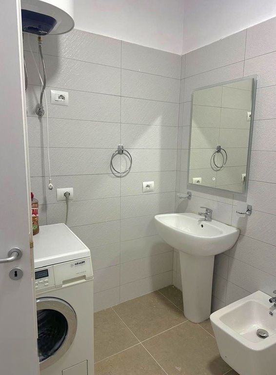 appartamento 1+1 in affitto ,Zogu i Zi