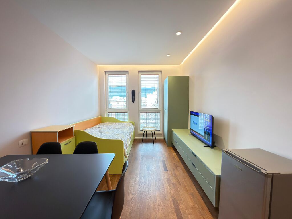 Monolocale con ascensore 500 euro in affitto a Rr.Elbasanit