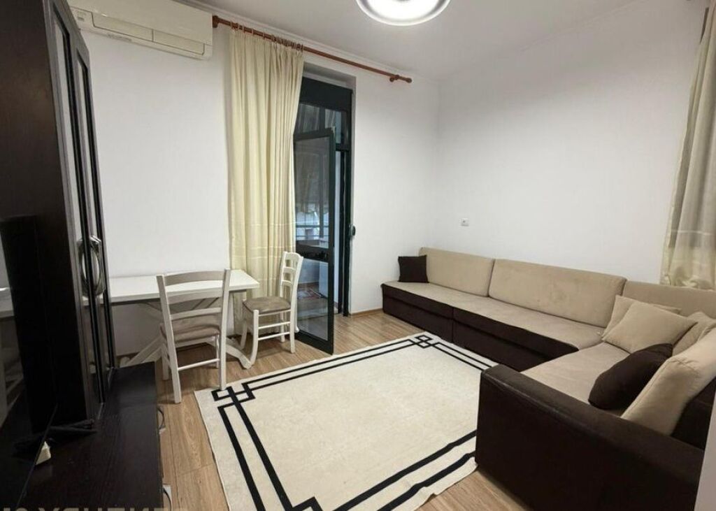 Affittasi appartamento 2+1 in via Durresit