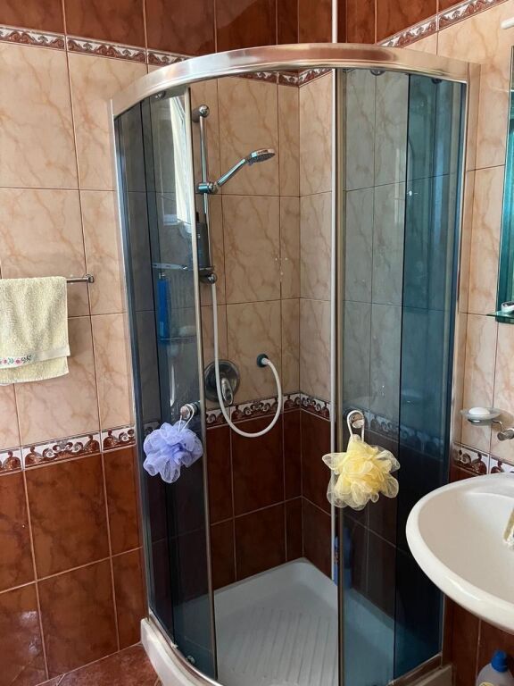 Apartment 2+1+2 for sale at Mali i Robit