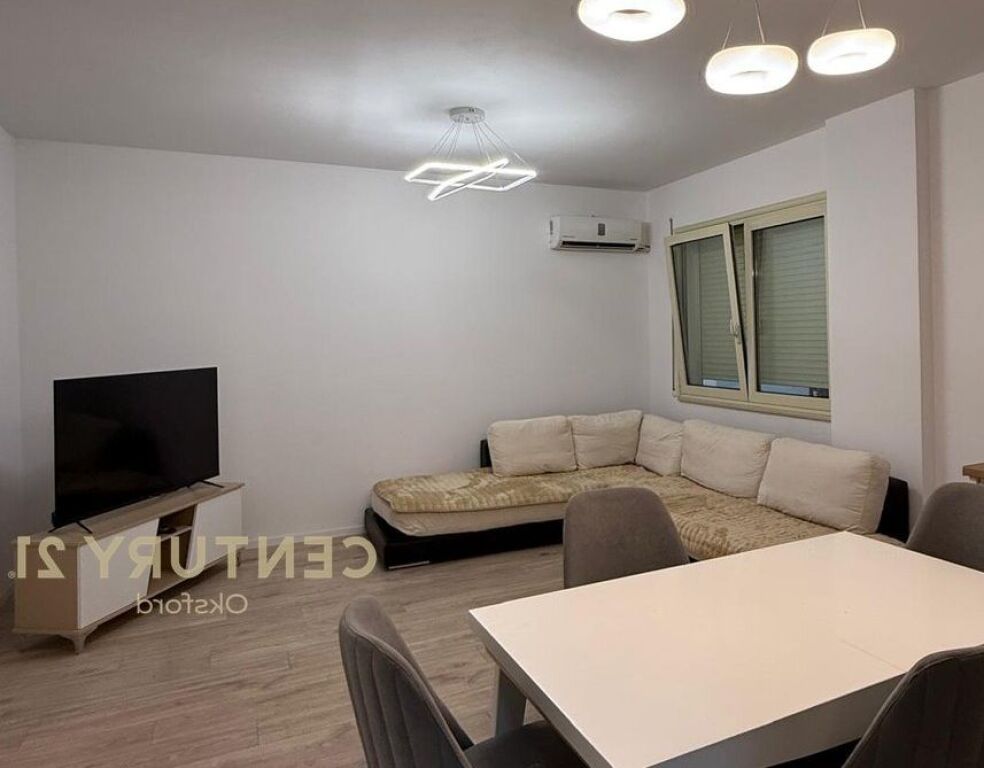jepet apartament me qera  1+1 tek liqeni i thate rruga eduard mano