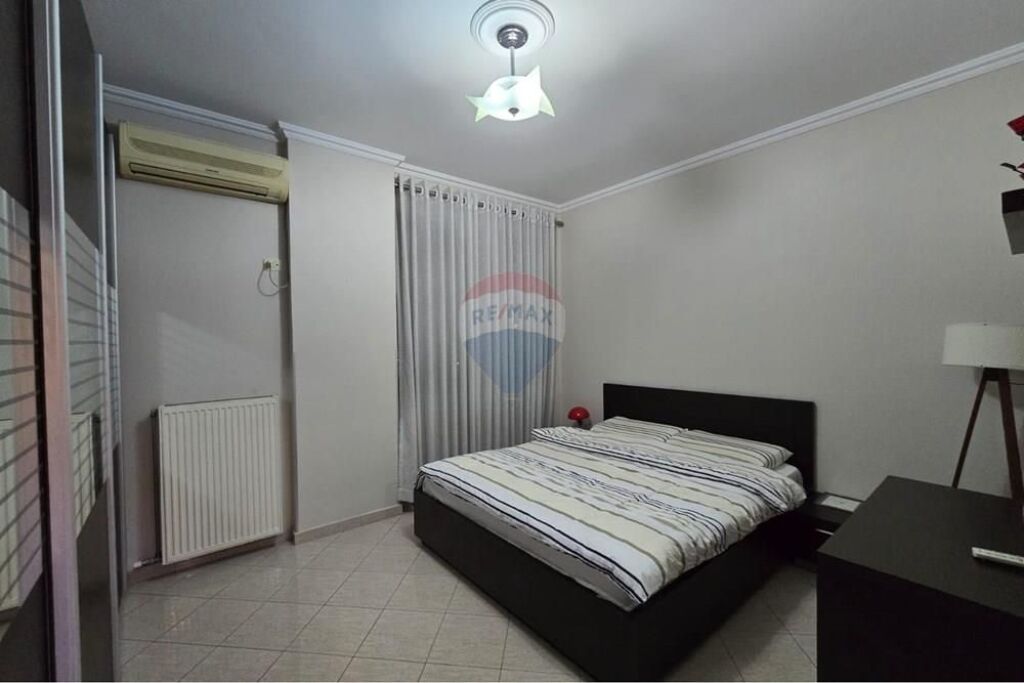 We offer for rent a 2+1 apartment on Kavaja street Opposite Delijorgji