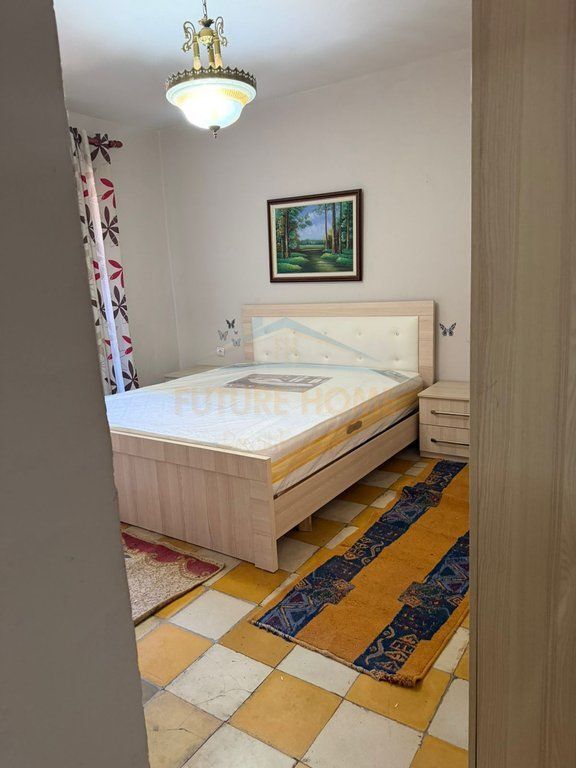 Qera, Apartament 1+1 , Porcelan