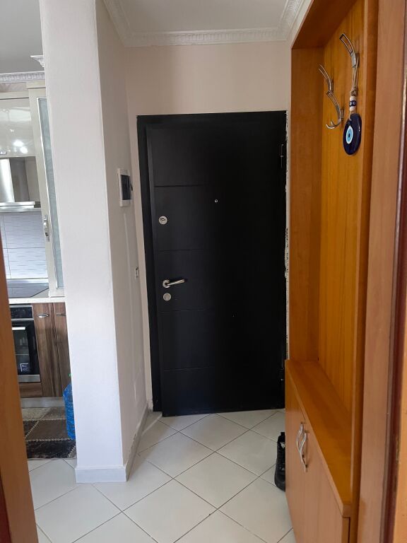 Affittasi 2+1 a Kamez