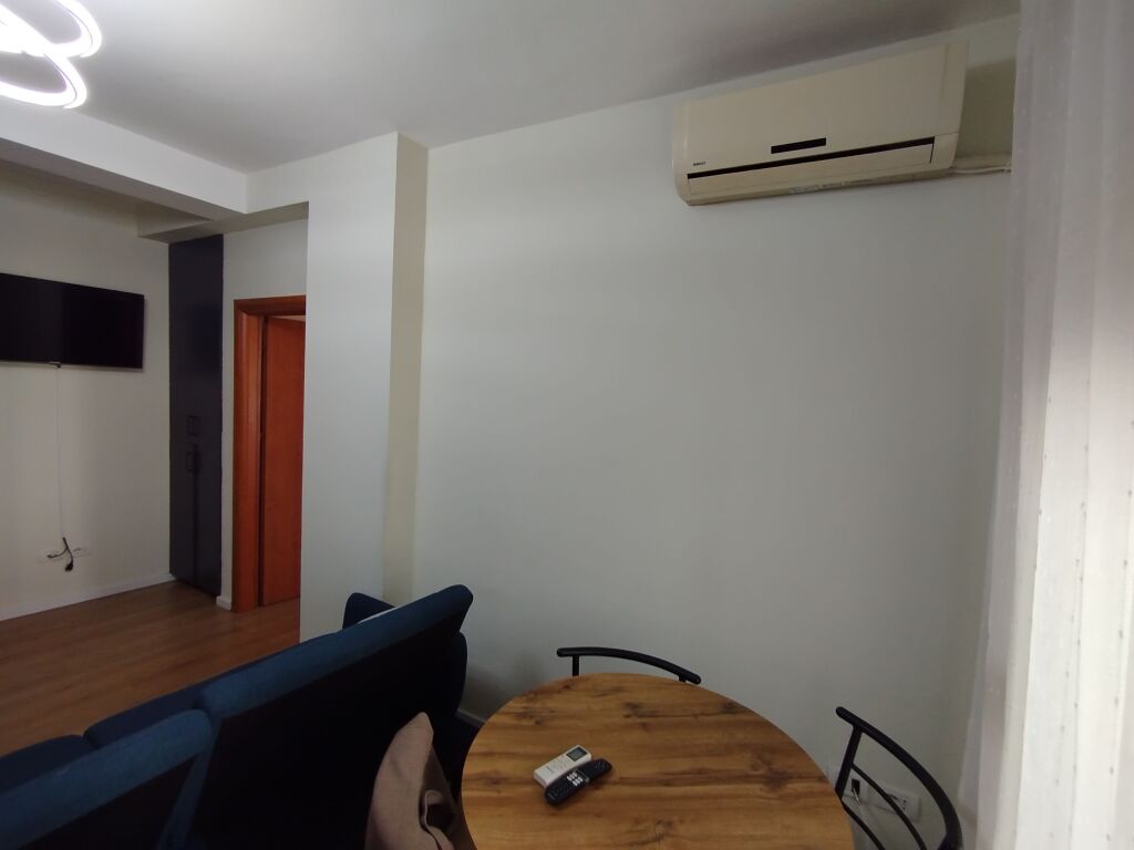 Appartamento in affitto 1+1 presso Komuna Parisit