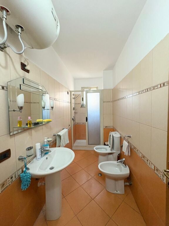 Apartament 2+1+2 për Qira – pranë Gjykatës, Durrës