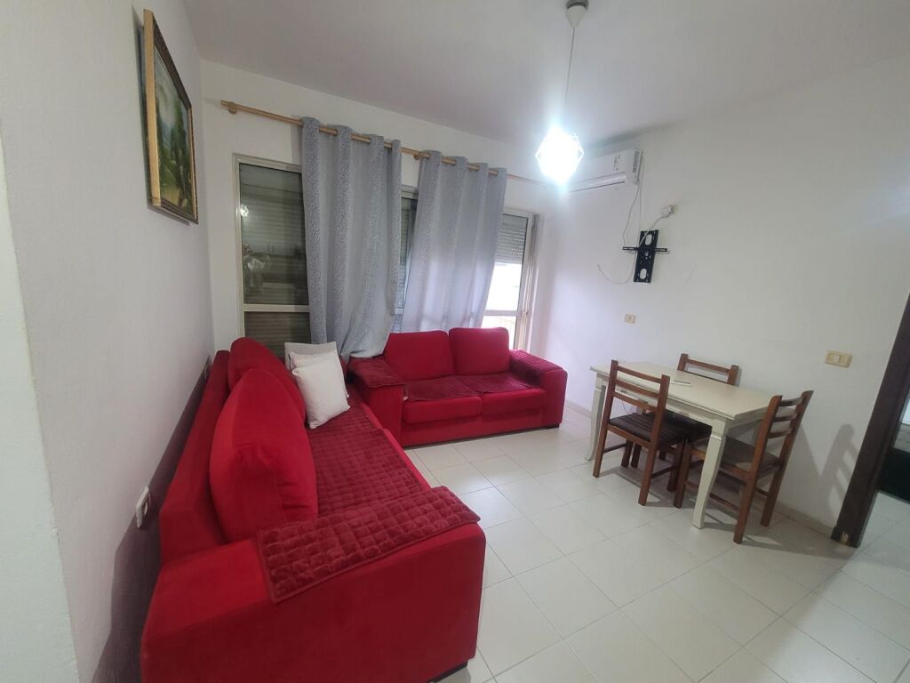 📣Appartamento 1+1+Deposito in Affitto a📍Fusha e Aviacionit!