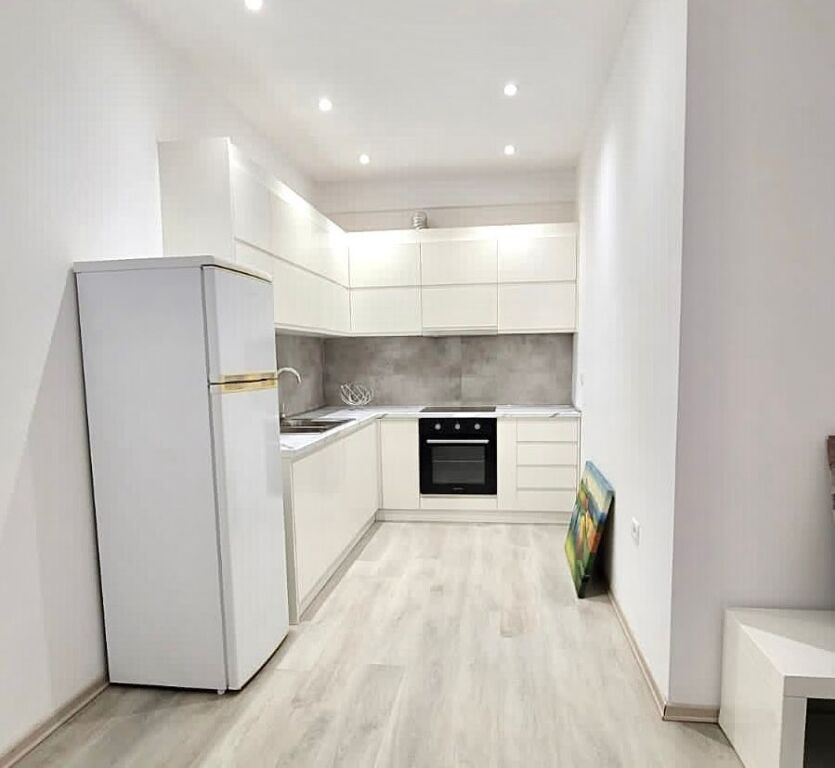 Appartamento 1+1 in Affitto vicino al Giardino Botanico | Palazzo Nuovo con Ascensore | Arredamento e Investimenti Nuovi