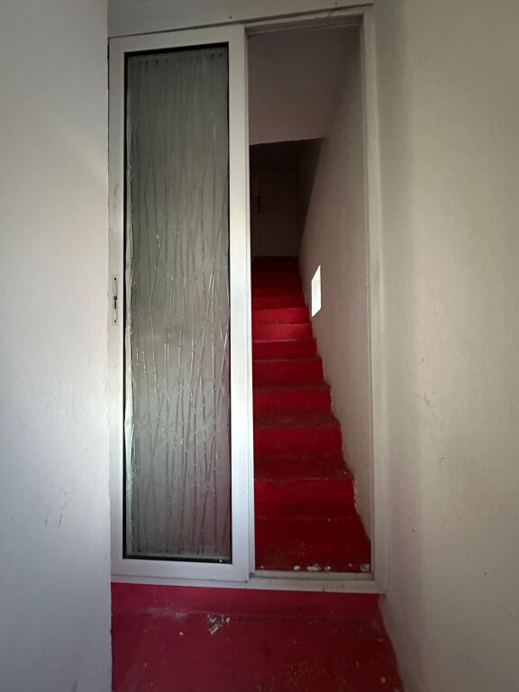 Apartament 3+1 në shitje – Pranë Spitalit, Durrës