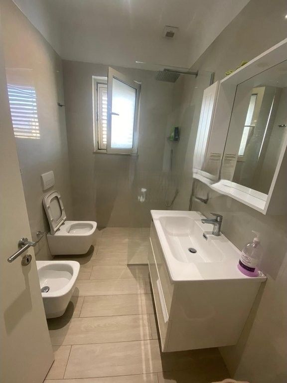 21-DHJETORI, APPARTAMENTO 2+1 IN AFFITTO 600 € /Mese