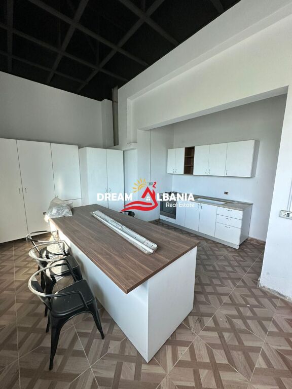 Godine 3 kateshe kapanon ne shitje ne Vore prane Autostrades Tirane-Durres (ID 4181071 ).