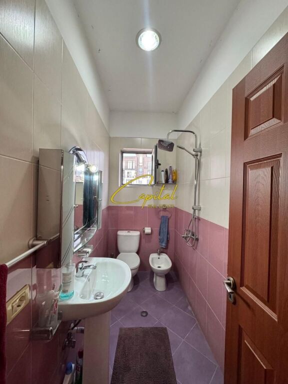 IN VENDITA APPARTAMENTO 3+1 EX MERCATO ELETTRICO 18.500.000 LEKE