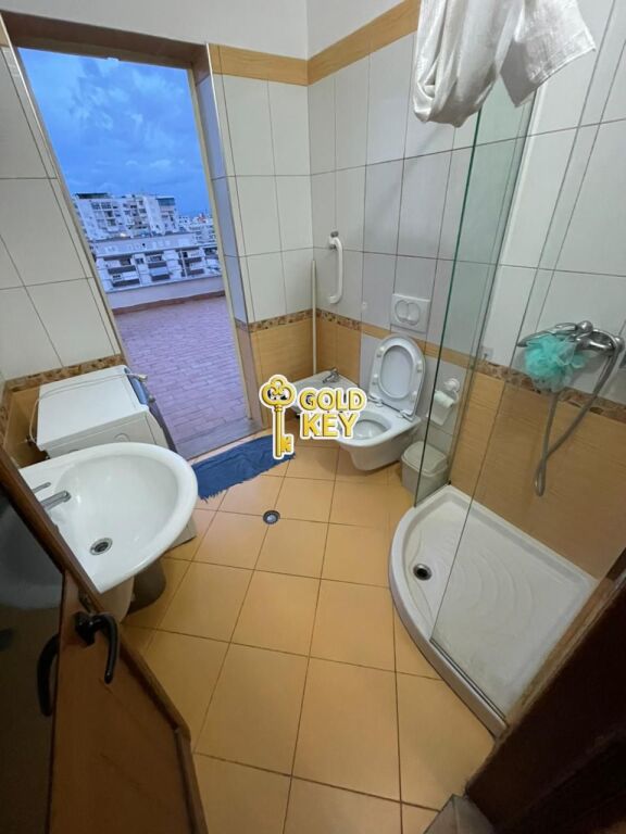 🏡 APARTAMENT ME QERA 2+1+2+VERAND+TARRAC PRANVERA DURRES