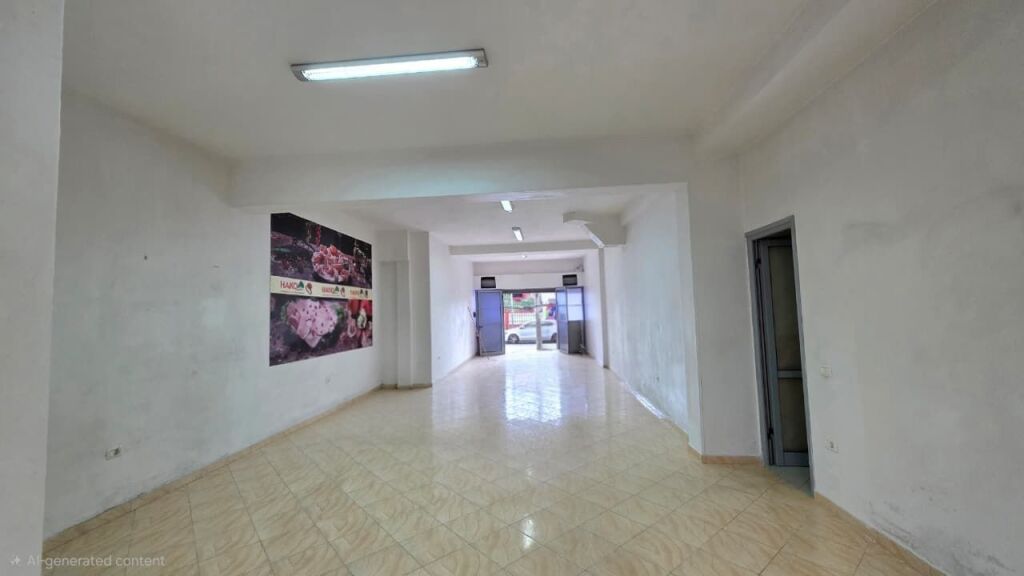 Dyqan me Qira – 100 m², Rruga Fiqirete Musta, Vlorë