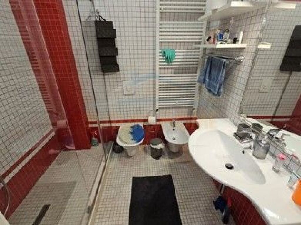 Qera, Apartament 1+1, Fresku, Tiranë