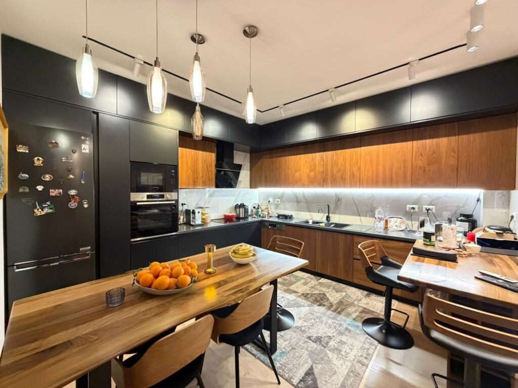 Duplex for sale in Kodra e Diellit Residence, Tirana, 310,000 €