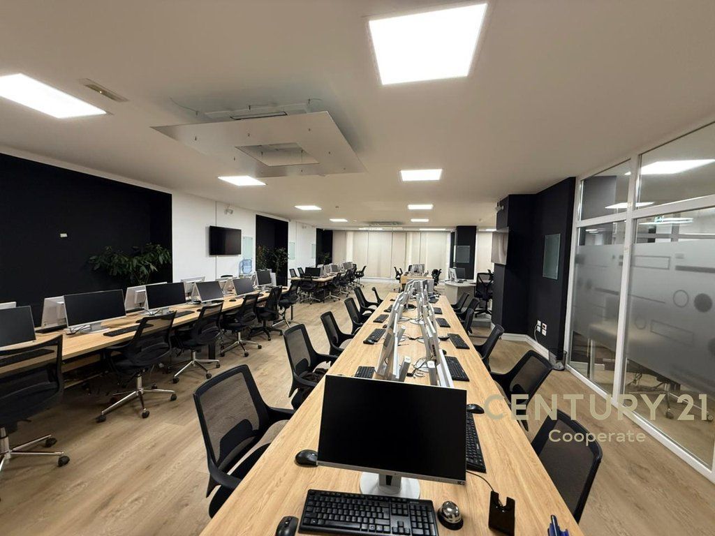 UFFICIO IN AFFITTO A DELIJORGJI