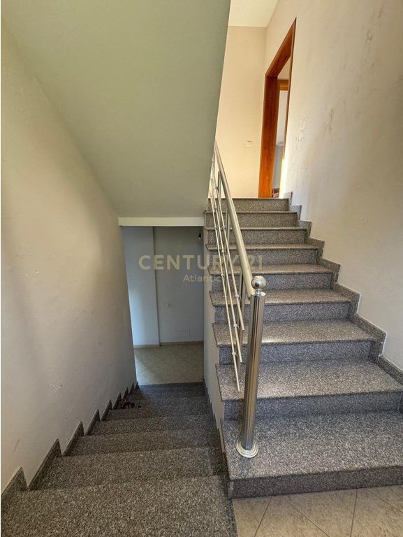 Villa for sale – Arapaj, Durrës Strategic location near the main road .